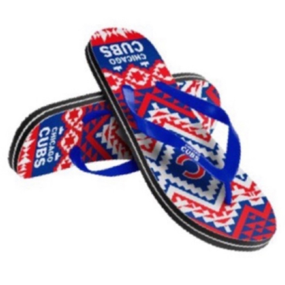 Forever Collectibles Chicago Cubs Flip Flops